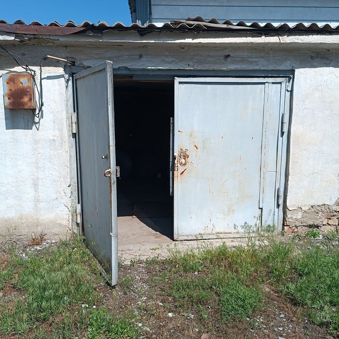 Продам гараж в Черёмушках