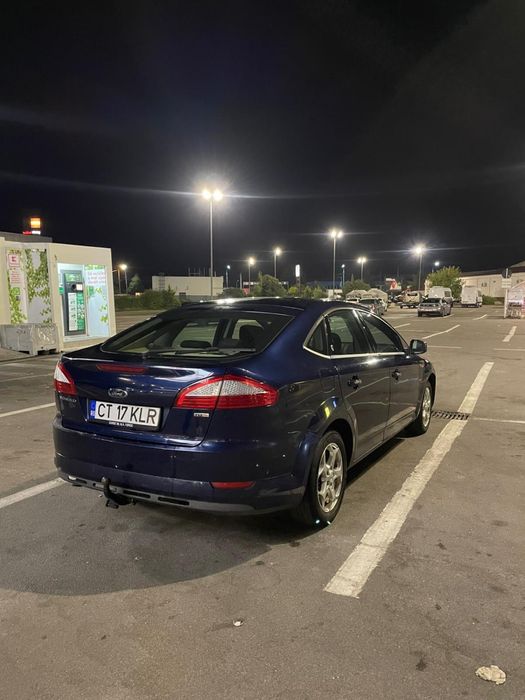 Vând Ford Mondeo 2.0  TDCI 2009