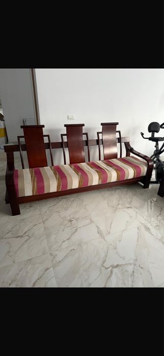 Vand set de canapele din lemn