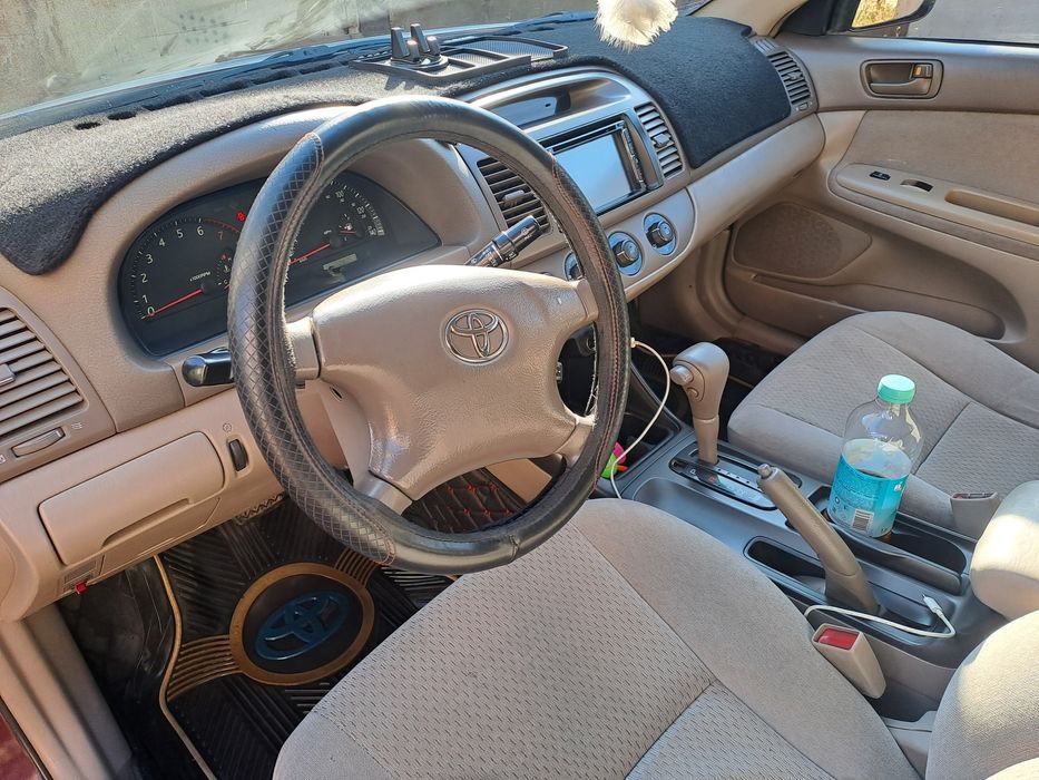 Продам тойота камри  30