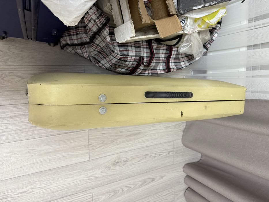 Продается кушетка чемодан