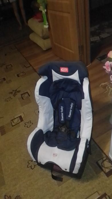 Продам автокресло