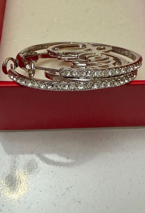 GUESS оригинални обеци
