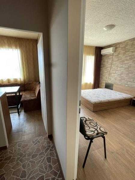 Дава се под наем Двустаен апартамент в Бургас, Меден рудник - зона А - 52 кв.м за 280.5 € - Снимка #2