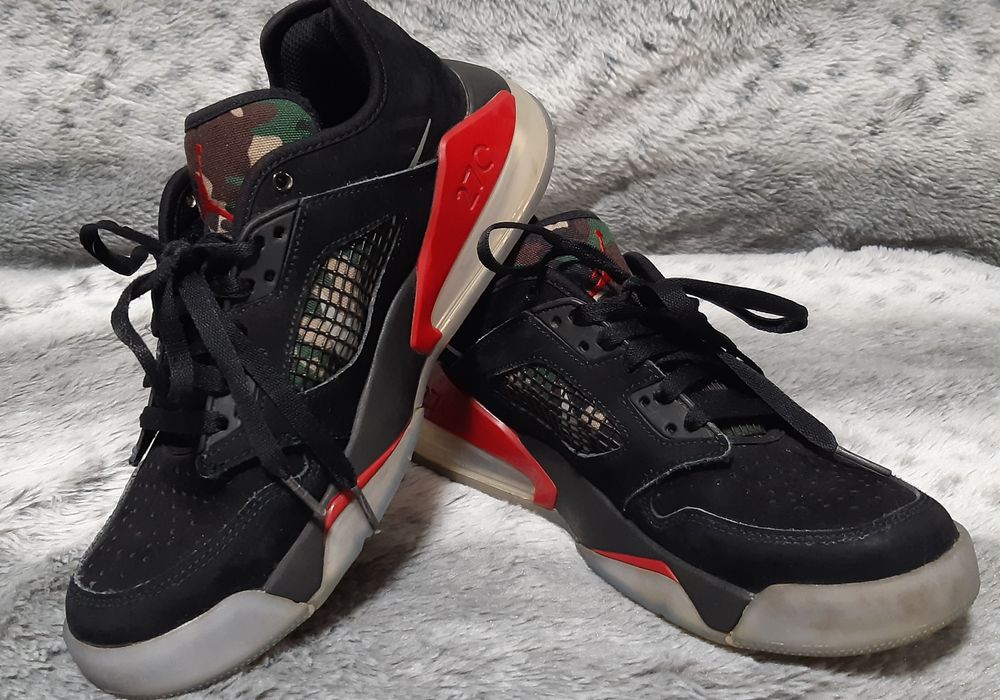 Маратонки Nike Air Jordan Mars 40номер