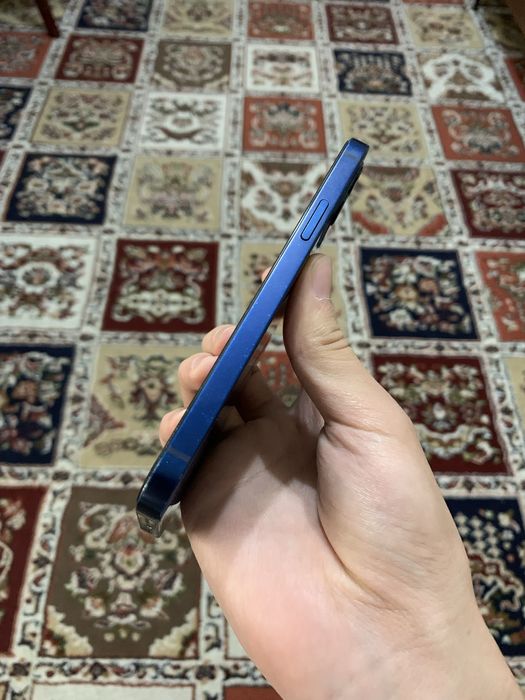 Iphone 12 64gb.