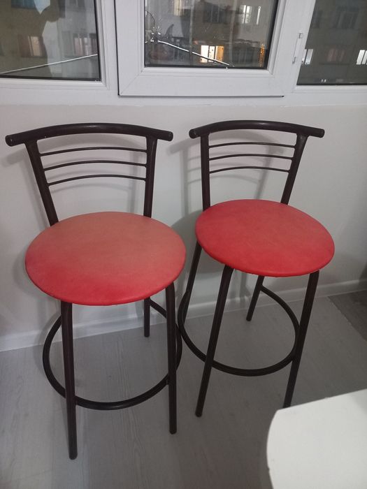 Барные стулья 2шт