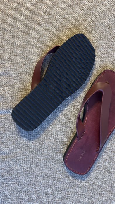 Flip Flop din piele City THE ROW de dama marime 38