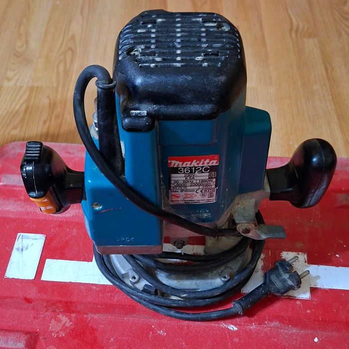 Makita 3612c оберфреза