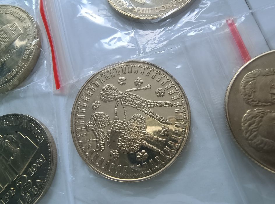 189€  колекция 10 бр минт юбилейни монети България