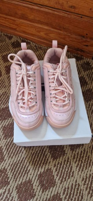 Маратонки  Fila.