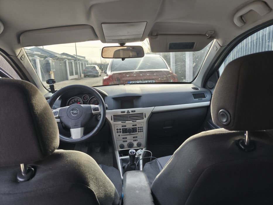 OPEL ASTRA H 1.4 Benzina+ GPL 2008 197000 km, negociabil