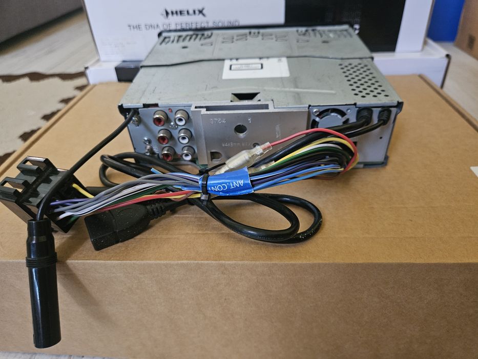 Плеър за кола Kenwood KDC-BT73DAB