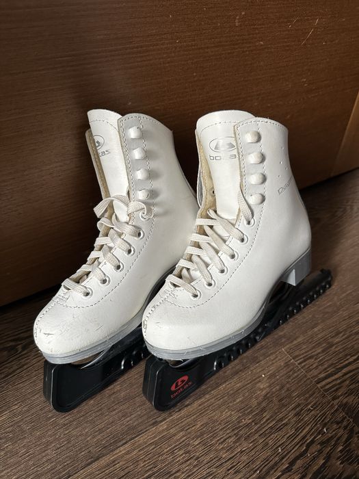 Коньки для фигурного катания botas