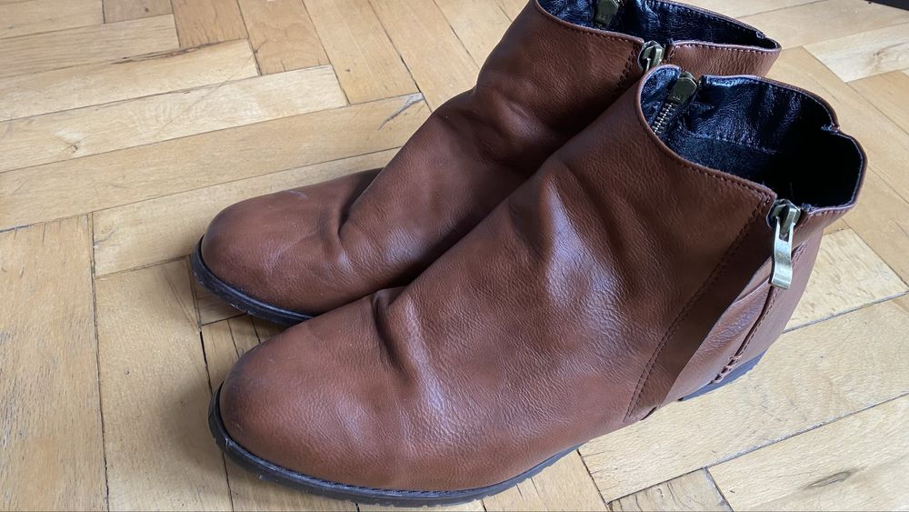 Лот мъжки обувки боти