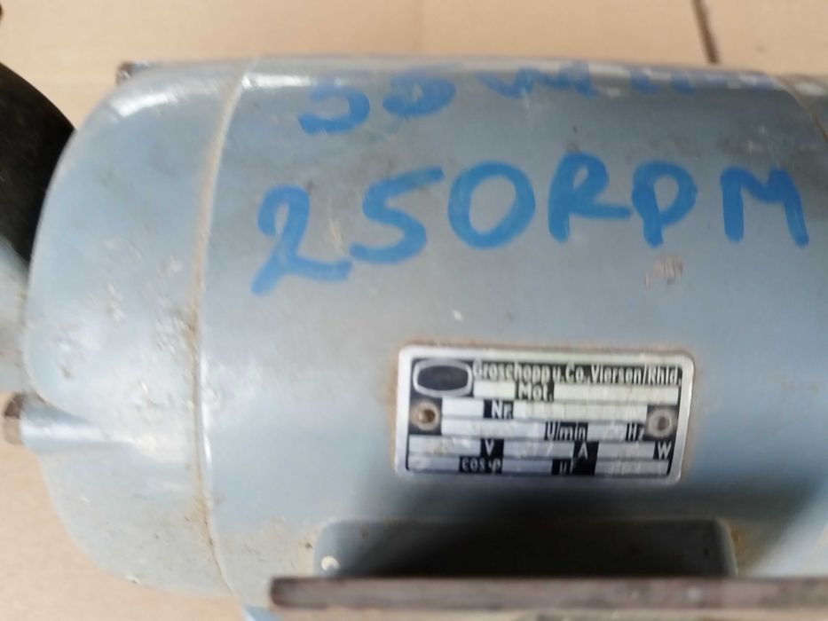 Reductor cu motor raport de 250 rotații pe minut