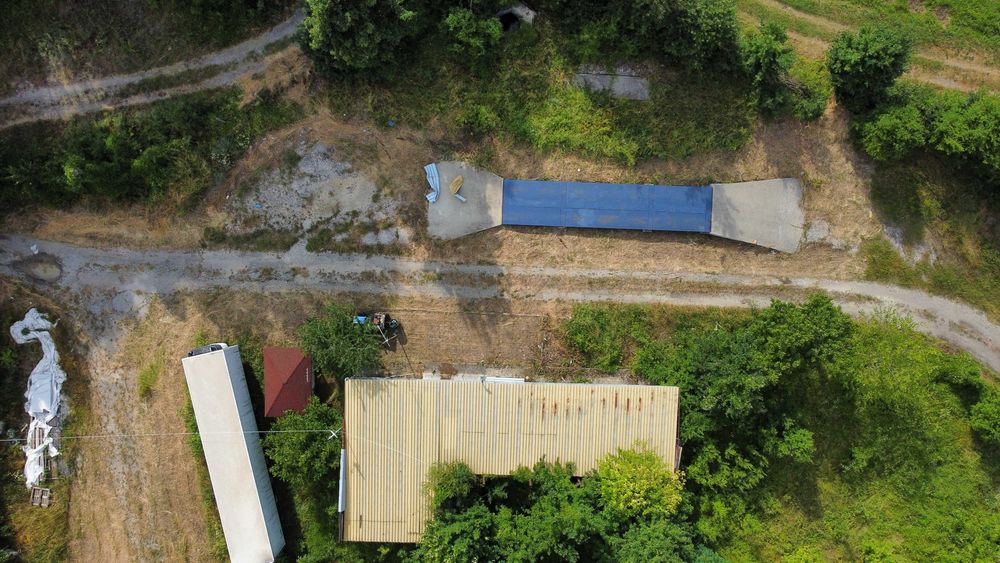 Индустриален имот - бивше военно поделение ” Тайфун