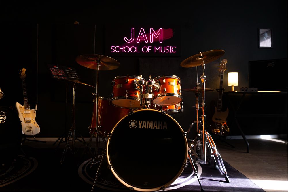 Уроки игры на барабанах/ударных в Караганде