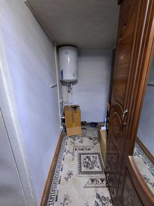 Guliston  shahar 4-mavze da kvartira sotiladi