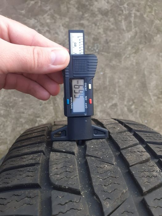 Зимни гуми Continental 215/60/16