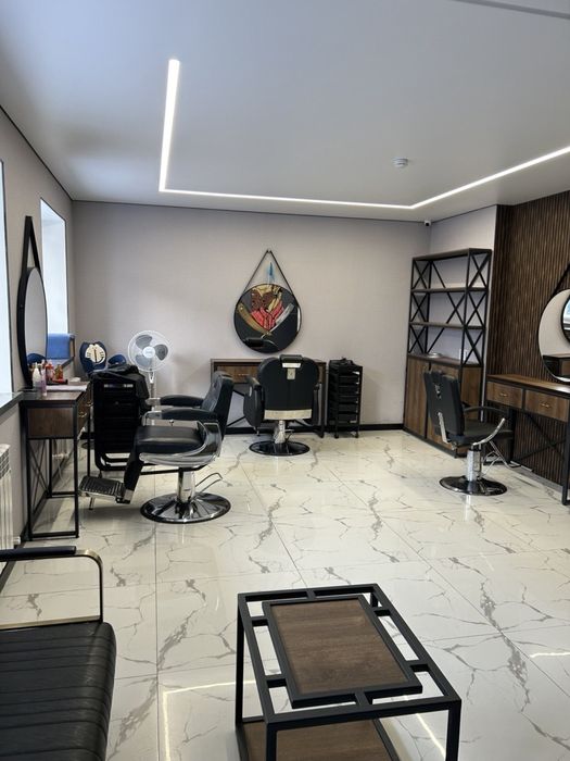 Сдам кресло парикмахеру либо барберу