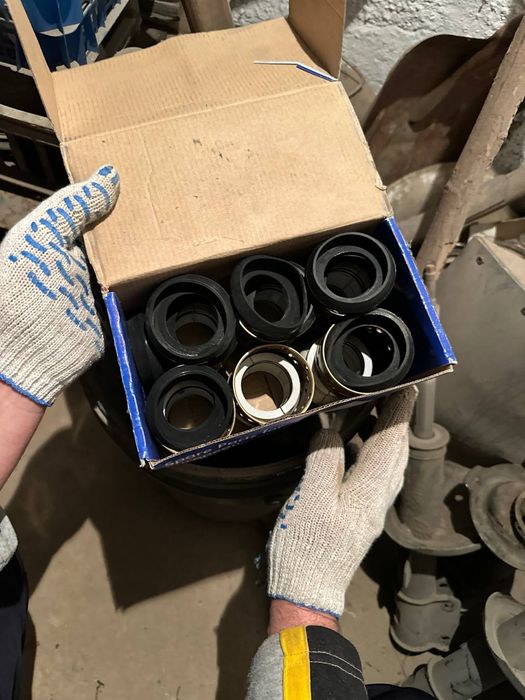 Ремонтный комплект на тормозные валы (кулаки) полуприцепа