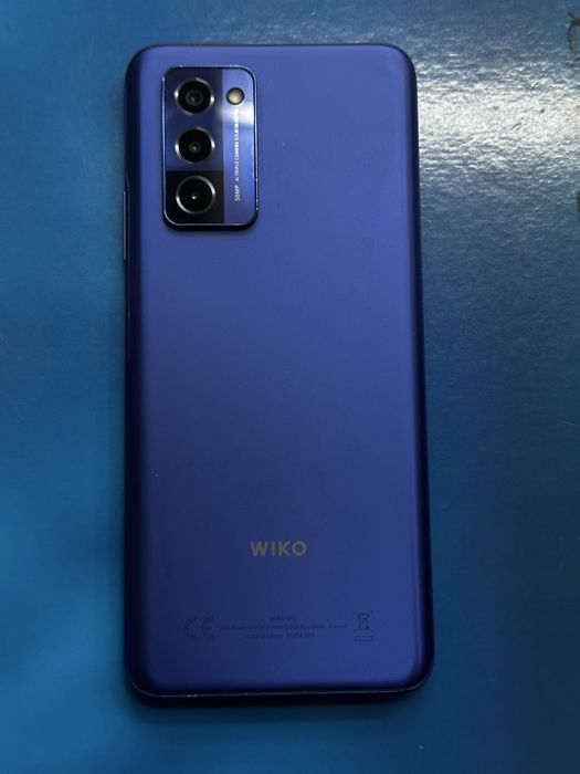 Телефон Wiko 10.