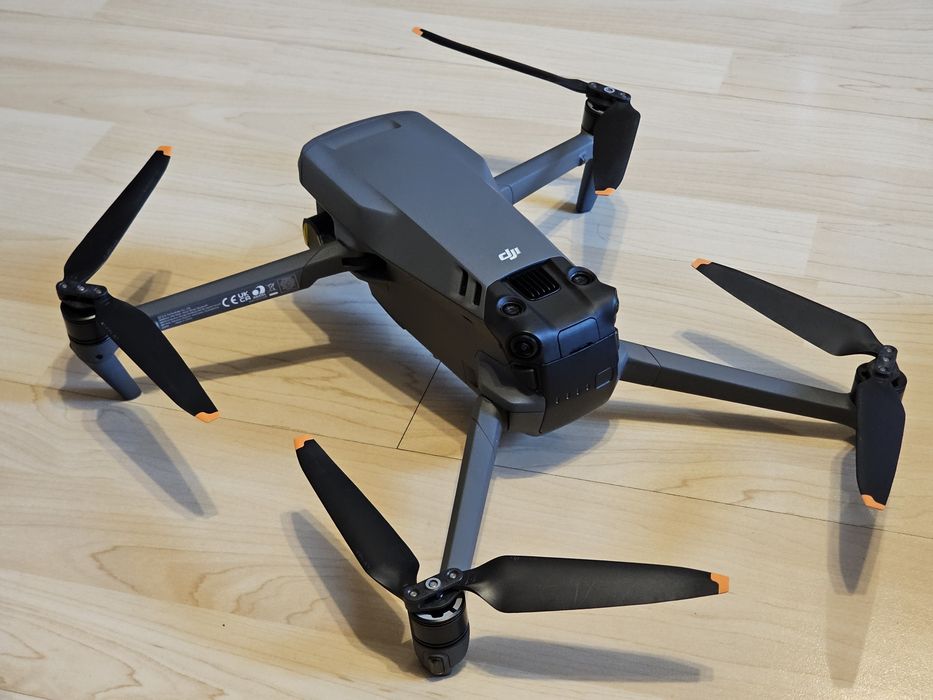 DJI Mavic 3 + DJI RC Pro | 4 цикъла | Фул комплект + Филтри
