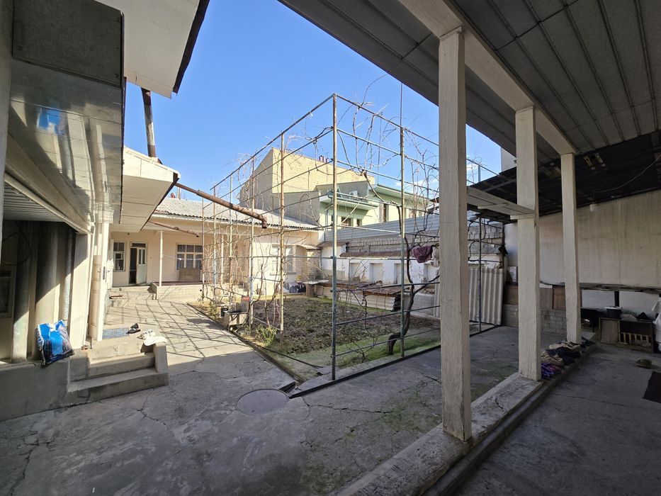 Продаётся участок 3,95 сотки в Чиланзар 20 квартале.