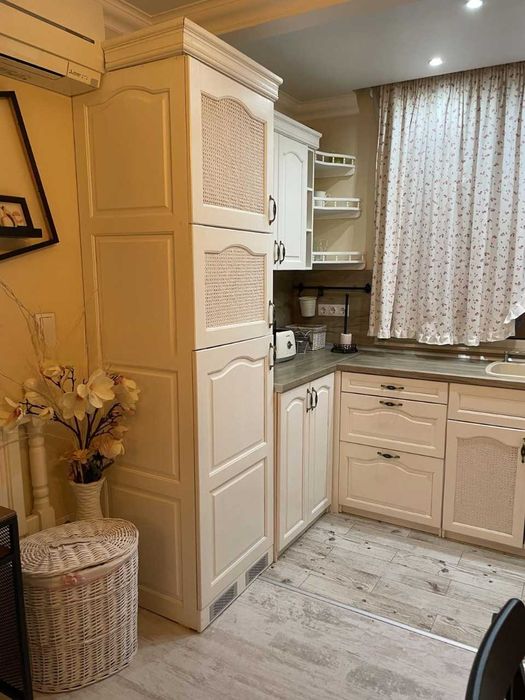 Дава се под наем Двустаен апартамент в София, Дружба 1 - 55 кв.м за 650 € - Снимка #2