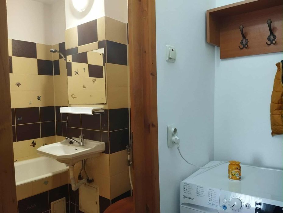 Apartament cu 2 camere de inchiriat