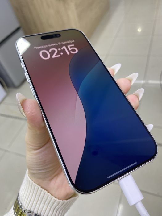 iPhone 16 pro 256/100