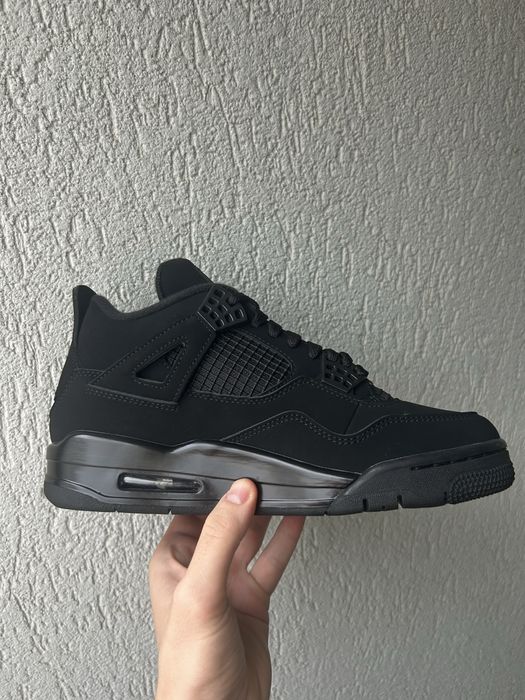 Jordan 4 Black Cat