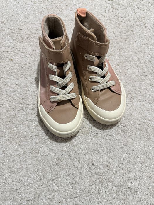 Adidasi h&m marimea 28