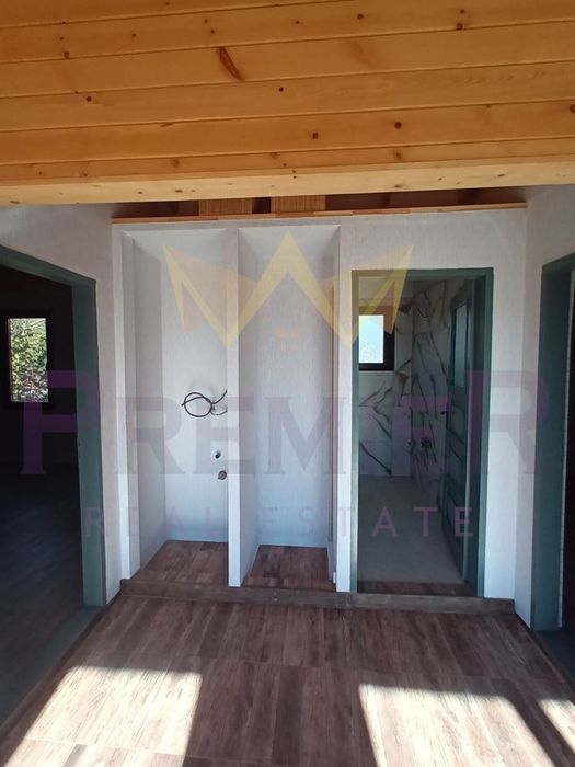 Къща в Варна, област-с.Тутраканци площ 70 кв.м