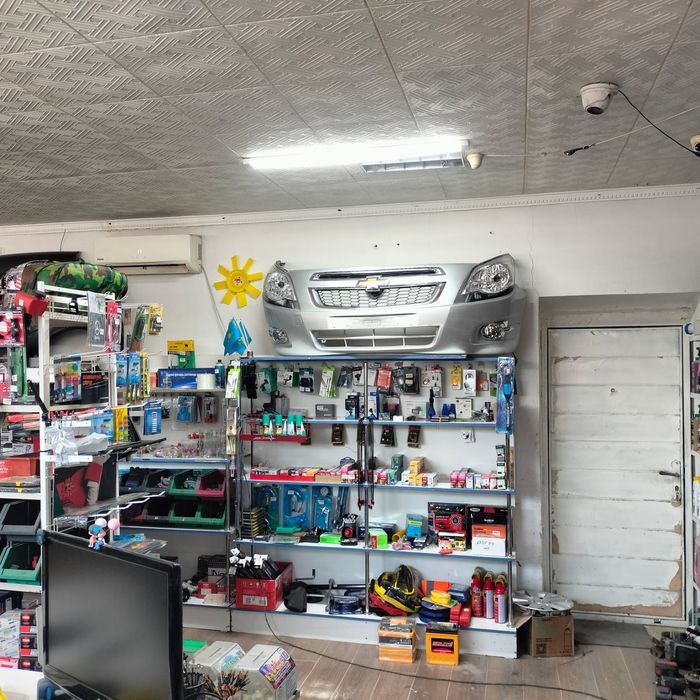 Магазин автозапчасти