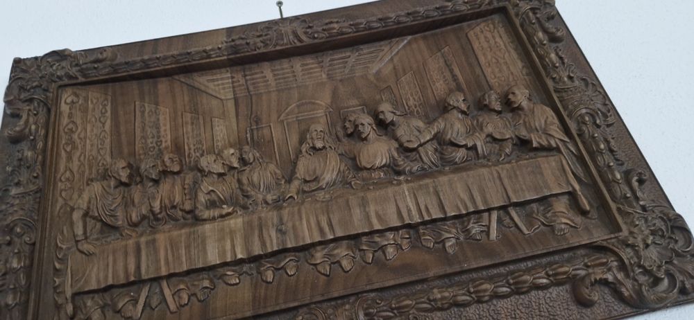 Icoana  veche pe lemn