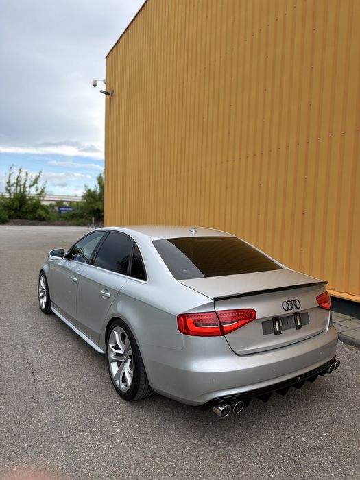 Vand Audi a4 b8.5