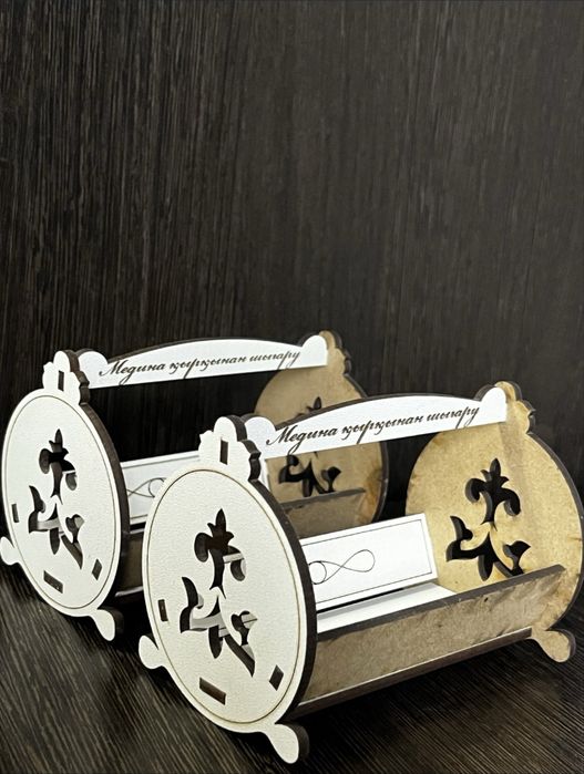 Тойбастар бесык бонбонерька