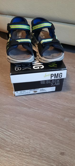 Нови детски сандали за момче Primigi 1891500 M Bluet. Номер 30.