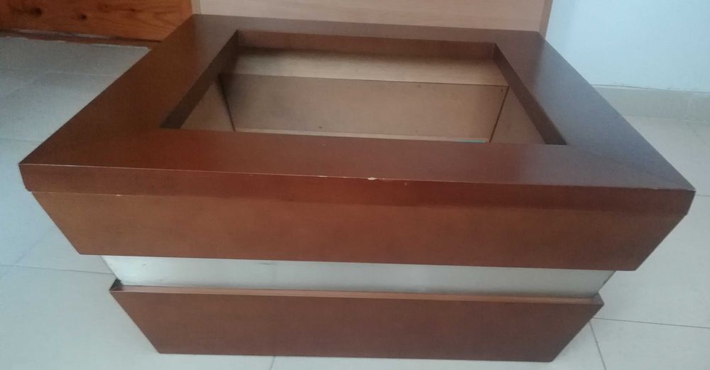 Декоративни кашпи за цветя от MDF и инокс