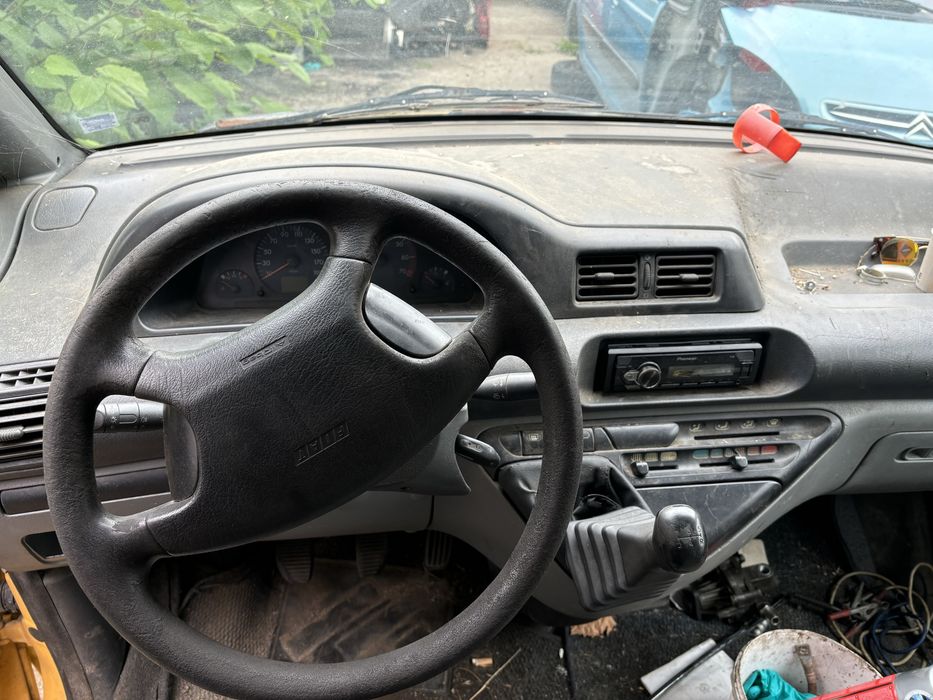 Фиат Скудо 1.9 дизел. Може и цяло.