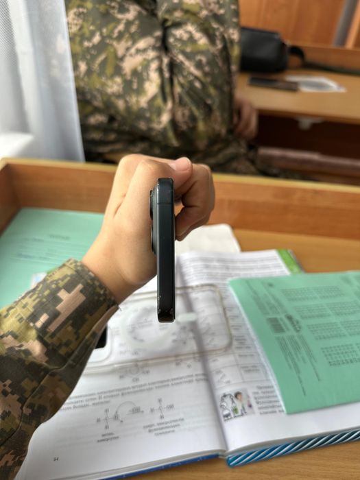 Айфон 15 макс 256/84