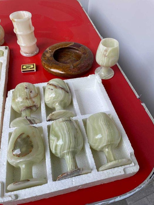 продам изделия из оникса ( пакистан )