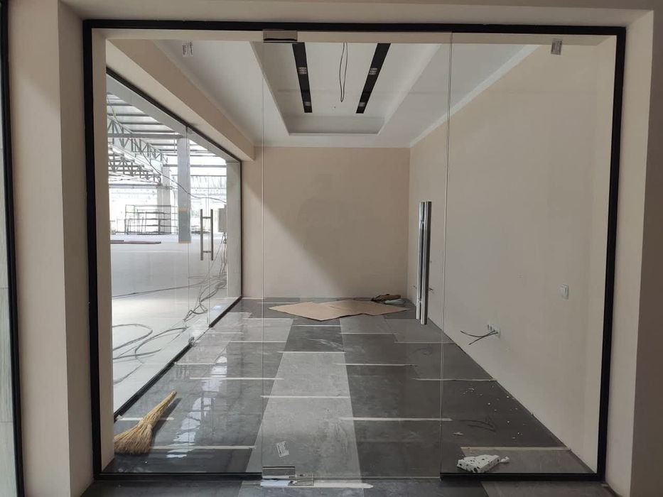 Стеклянный Джамбо формат перегородки