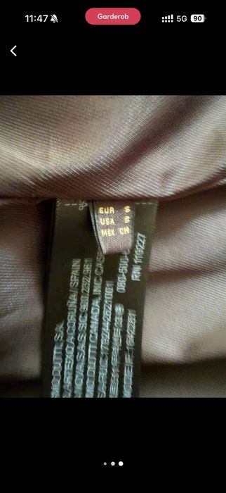 Продам женскую куртку Massimo Dutti
