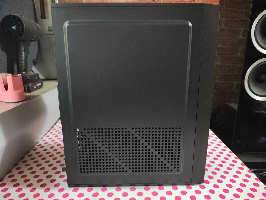 Carcasa PC Serioux CLASSIC01, ATX.