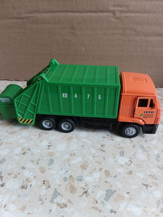 Игрушка КамАЗ 1/43 Контейнеровоз