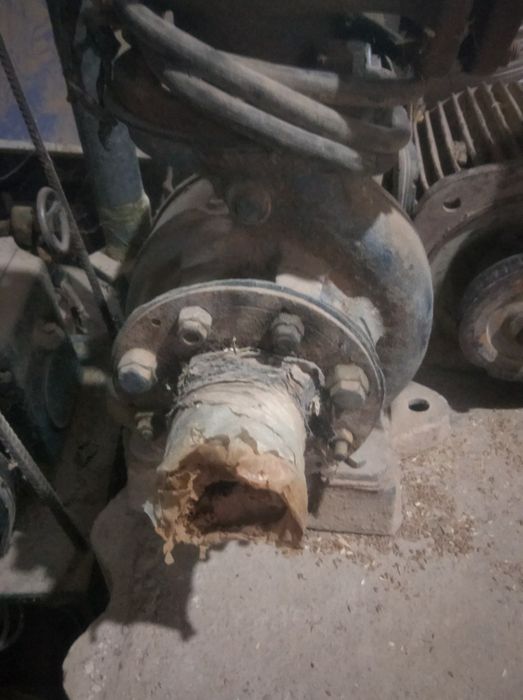 Nasos 11KW 100lik shlankaga suv chiqaradi