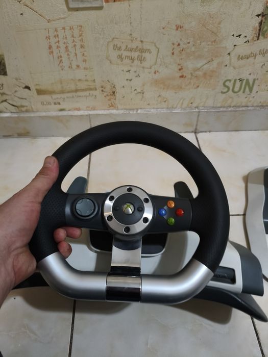 Xbox 360 руль  оригинал microsoft